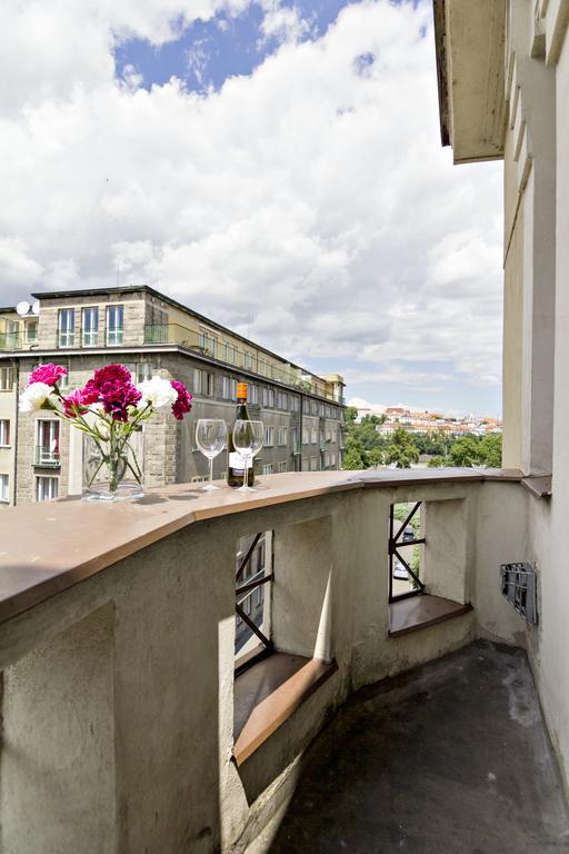 Apartments With 2 Bathrooms- 5 Minutes From Old Town - 102 M2 ปราก ภายนอก รูปภาพ