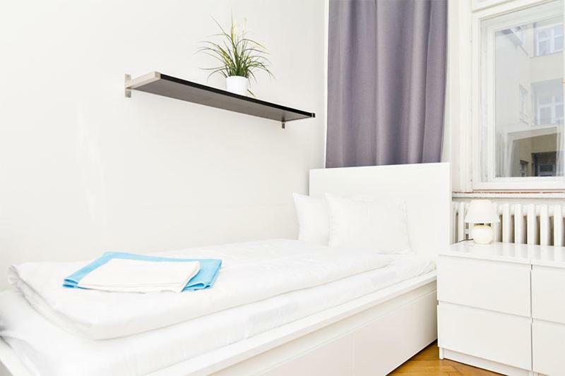 Apartments With 2 Bathrooms- 5 Minutes From Old Town - 102 M2 ปราก ภายนอก รูปภาพ